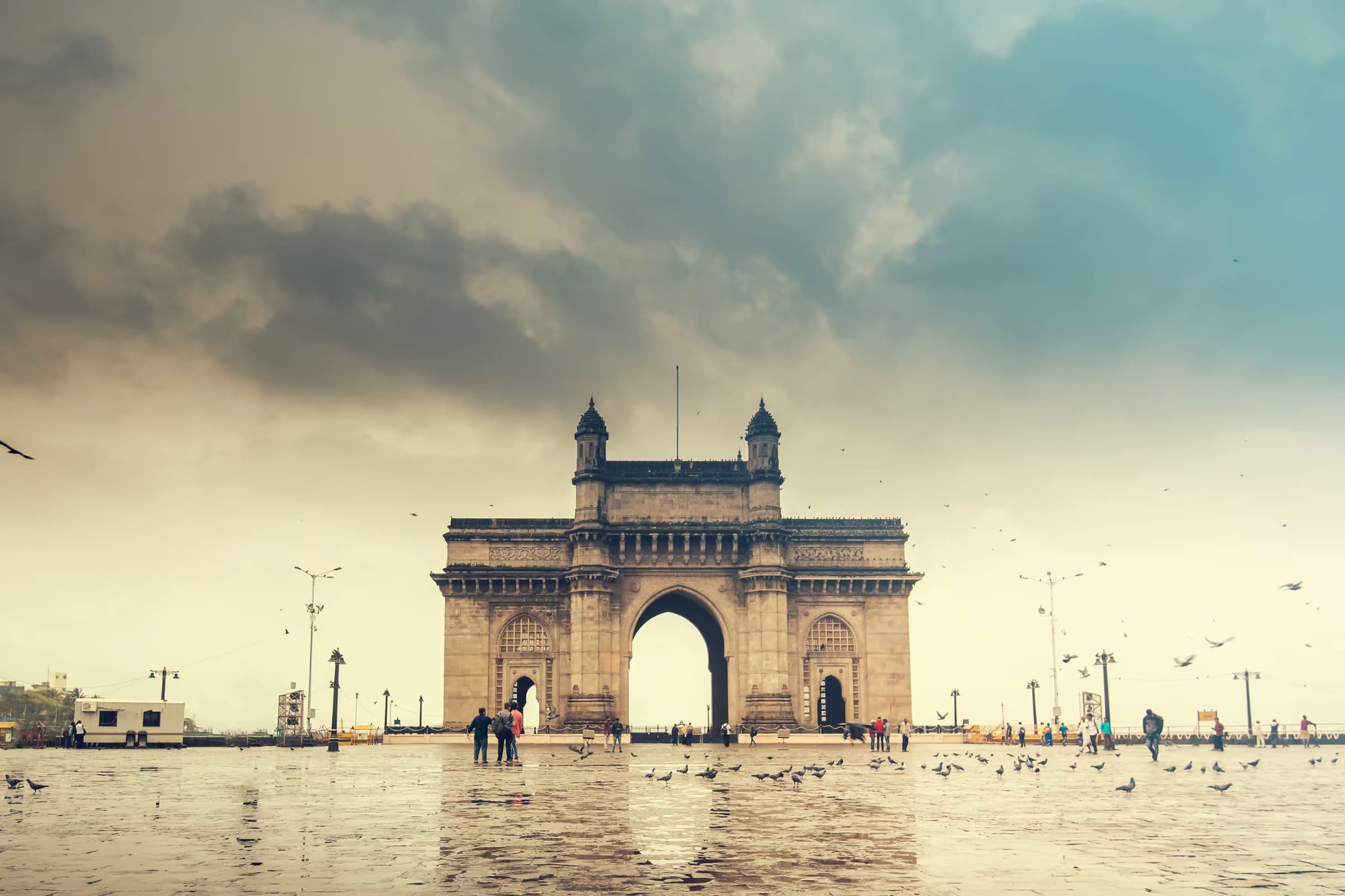 Mumbai skyline along Marine Drive