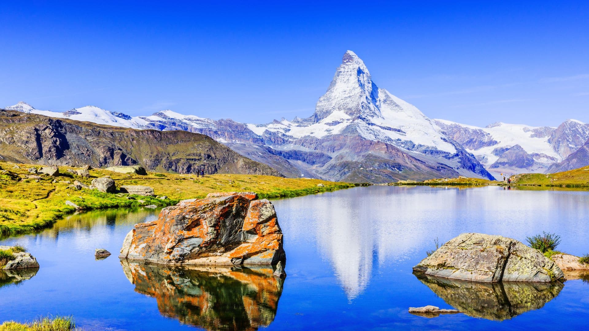 Switzerland: Alpine Paradise - Complete Travel Guide for Every Season